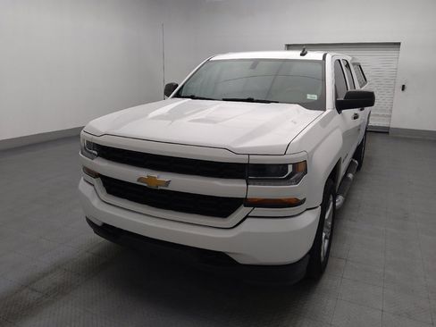 Used 2018 Chevrolet Silverado 1500 Custom w/ Custom Value Package RWD image 15