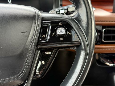 Used 2023 Lincoln Aviator Reserve w/ Equipment Group 201A image 36