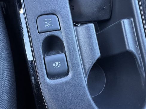 Used 2025 Toyota Corolla SE w/ SE Premium Package image 30