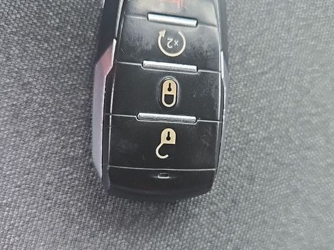 Used 2019 RAM 1500 Big Horn AWD/4WD image 42