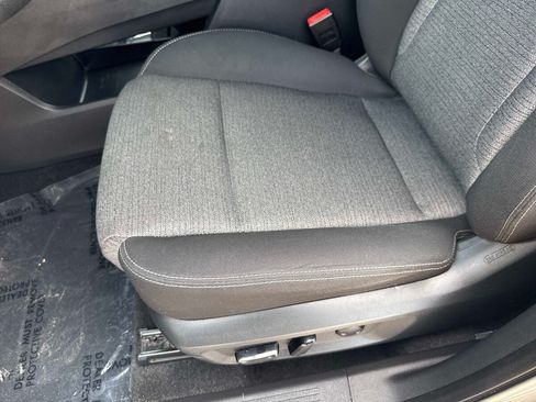 Used 2021 Nissan Rogue SV AWD/4WD image 19