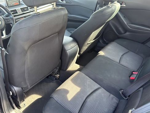 Used 2014 MAZDA MAZDA3 i Touring w/ Technology Package FWD image 14