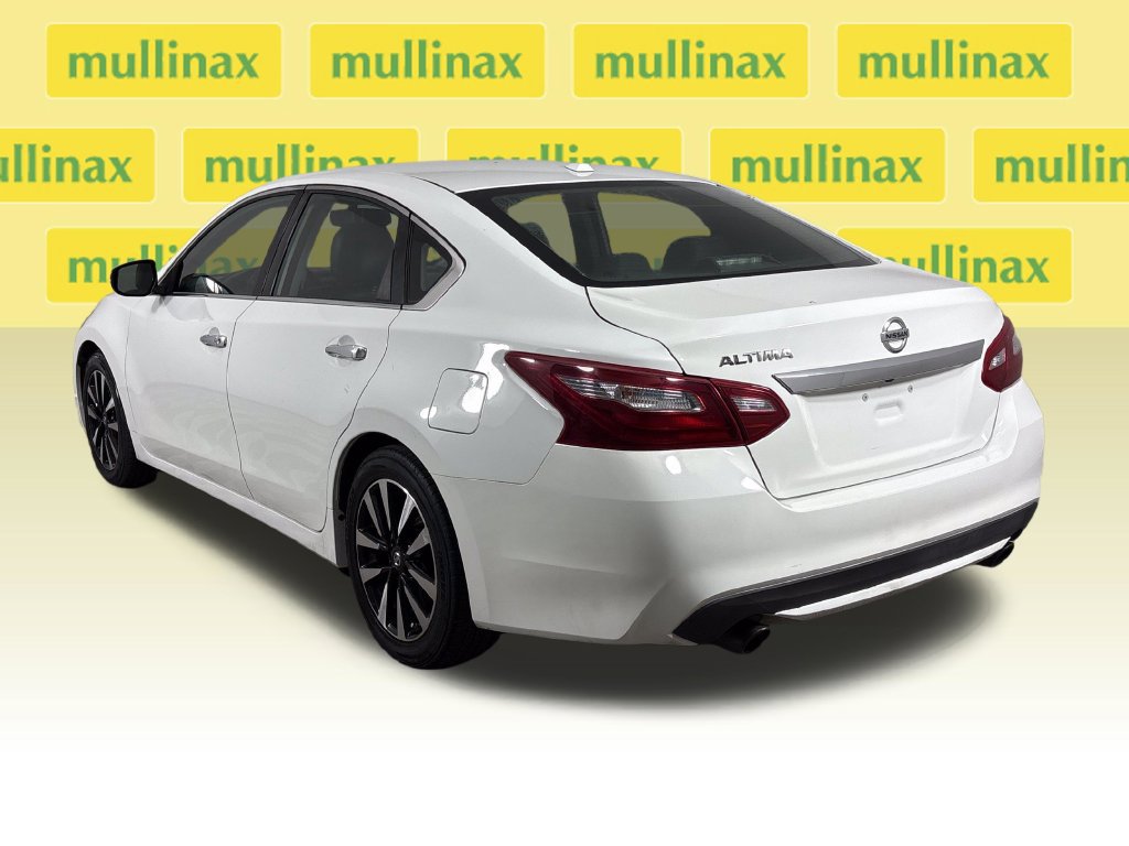 Used 2018 Nissan Altima 2.5 SL FWD image 9