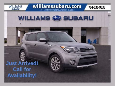 Used 2018 Kia Soul + w/ Audio Package FWD image 1