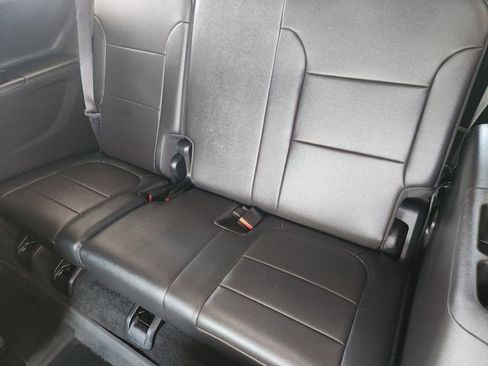 Used 2023 Chevrolet Traverse Premier w/ LPO, Floor Liner Package FWD image 29