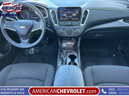 Used 2023 Chevrolet Malibu LT FWD image 17