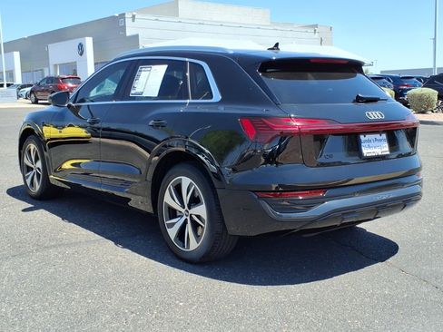 Used 2024 Audi Q8 e-tron Premium Plus w/ Premium Plus Package AWD/4WD image 5