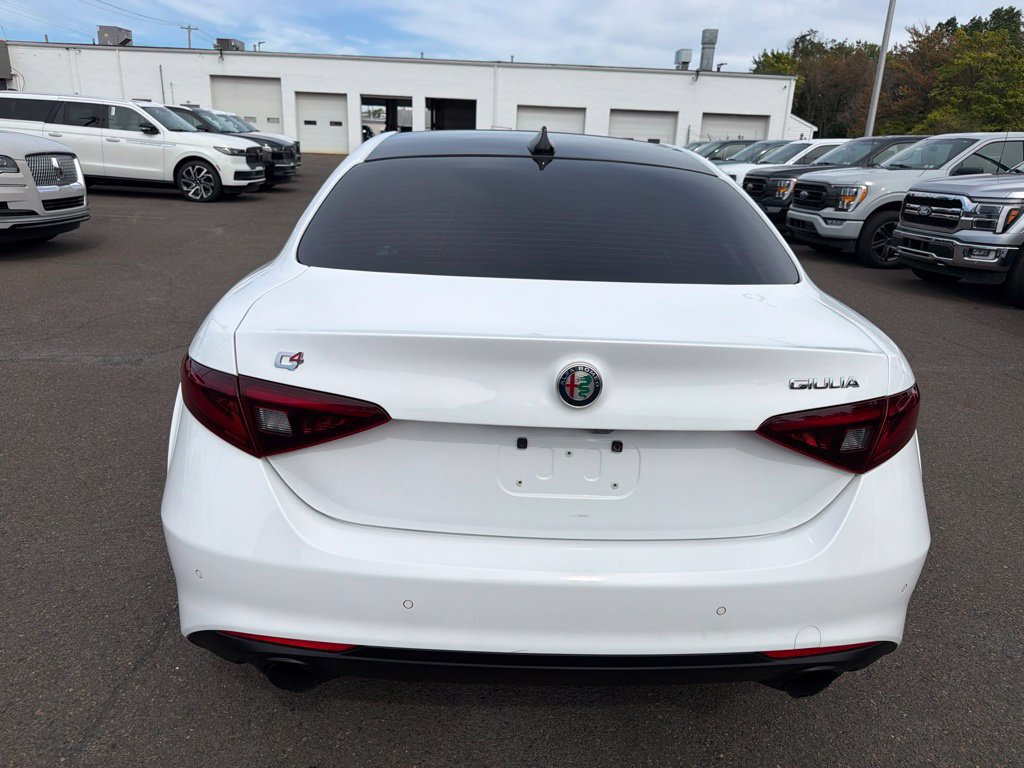 Used 2021 Alfa Romeo Giulia Ti w/ Active Assist 2 Package TI AWD/4WD image 5