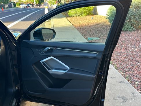 Used 2022 Audi Q3 2.0T Premium w/ Convenience Package image 46