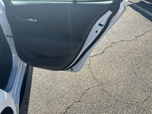Used 2023 Toyota Corolla SE image 16