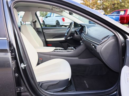 Used 2022 Hyundai Sonata SEL image 26