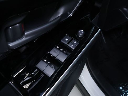 Used 2024 Subaru Solterra Premium image 13