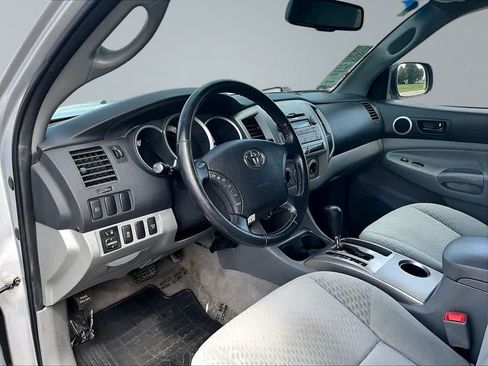 Used 2011 Toyota Tacoma 4x4 Double Cab w/ SR5 Pkg #2 image 18
