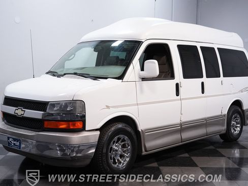 Used 2007 Chevrolet Express 1500 w/ Preferred Equipment Group RWD image 6