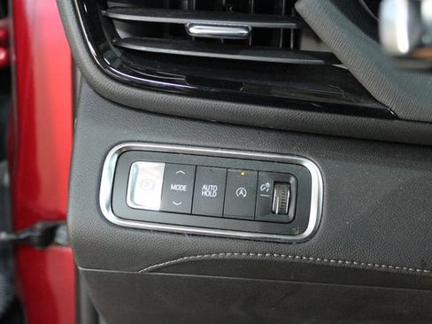 Used 2025 Buick Enclave Preferred w/ LPO, Floor Liner Package FWD image 16