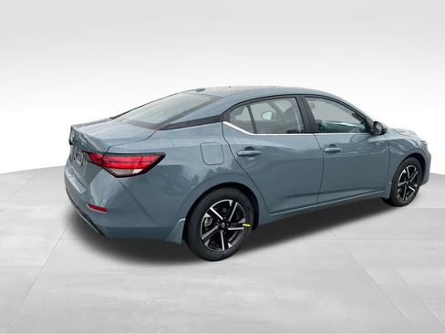 New 2025 Nissan Sentra SV image 6
