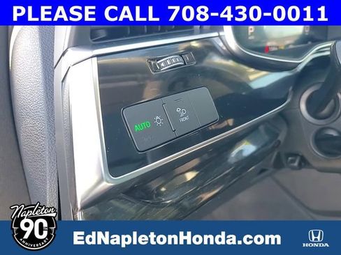 Used 2023 Audi Q7 2.0T Premium w/ Towing Package image 11