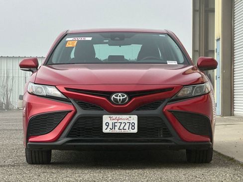 Used 2024 Toyota Camry SE FWD image 9