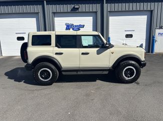 New 2025 Ford Bronco Badlands video 2