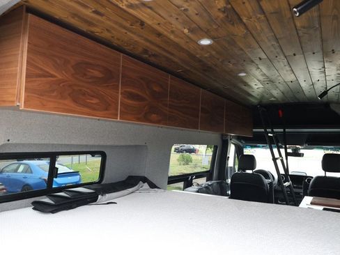 Used 2025 Mercedes-Benz Sprinter 2500 image 24