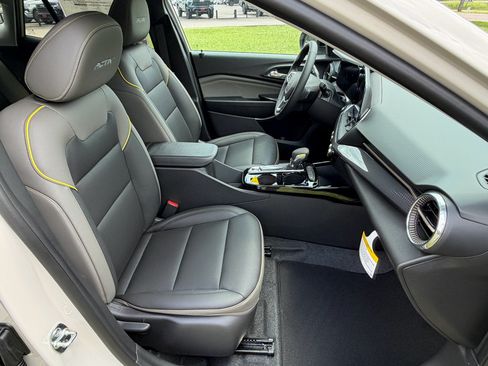 New 2026 Chevrolet Trax ACTIV w/ Driver Confidence Package FWD image 23