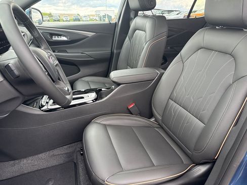 New 2026 Buick Envista Avenir FWD image 16