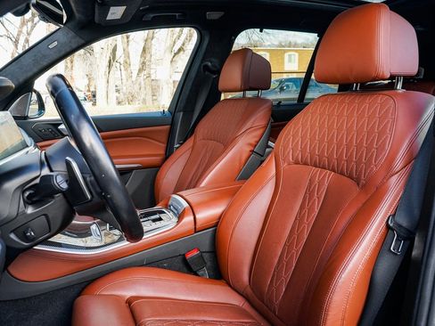 Used 2023 BMW X5 M50i w/ Executive Package image 17