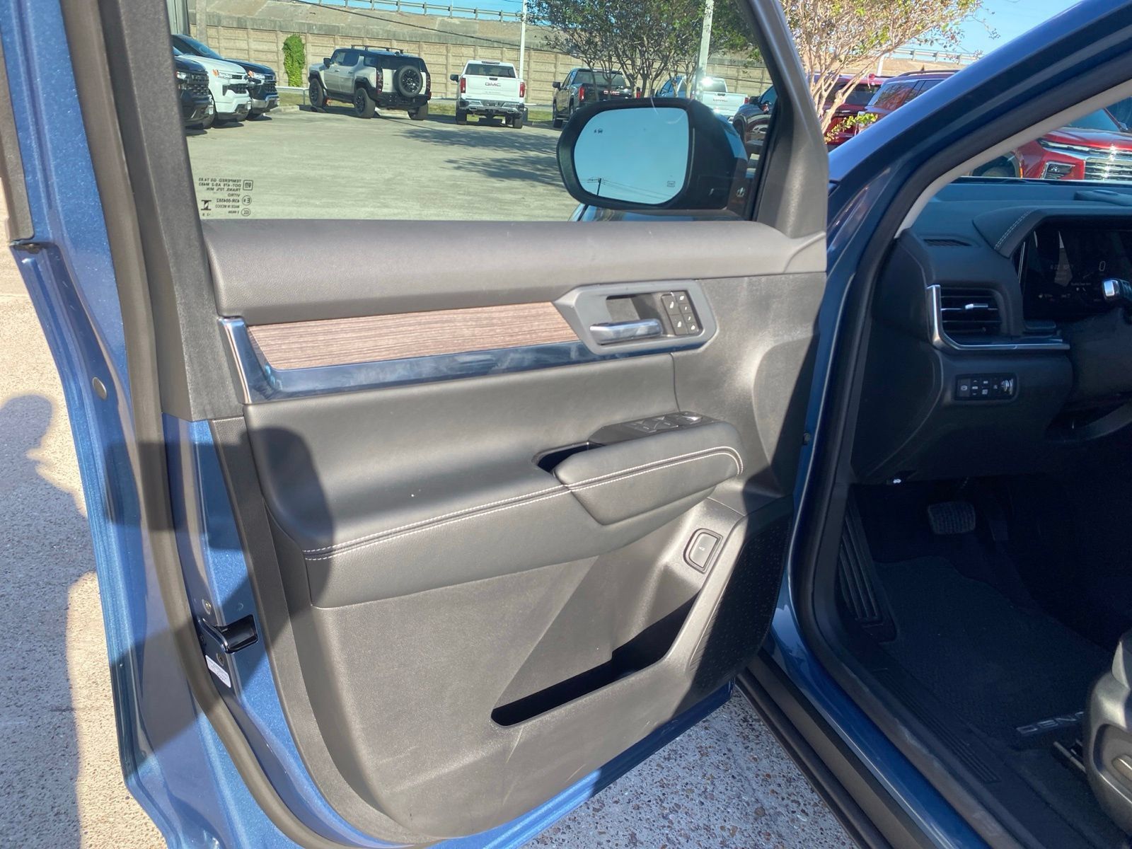 New 2027 GMC Terrain Denali AWD/4WD image 17