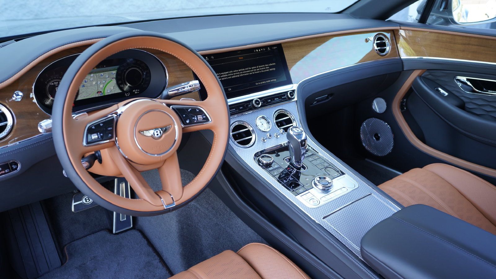 Certified 2026 Bentley Continental GT Mulliner AWD/4WD image 29