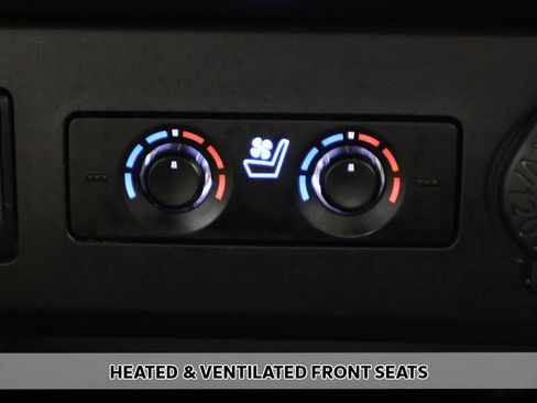 Used 2018 Toyota 4Runner Limited AWD/4WD image 6