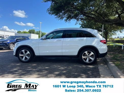 Used 2019 Mercedes-Benz GLC 300 image 4
