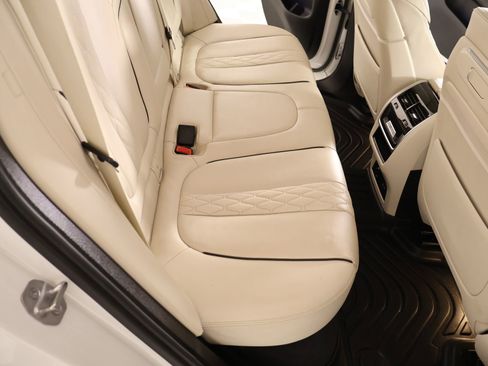 Used 2024 BMW X5 xDrive40i w/ Executive Package image 15