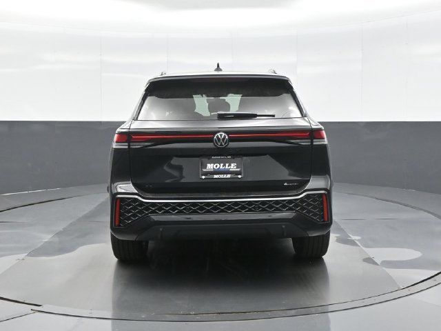 New 2026 Volkswagen Tiguan SE R-Line AWD/4WD image 6
