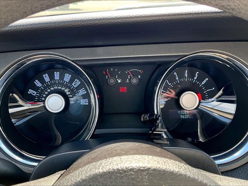 Used 2011 Ford Mustang GT w/ Brembo Brake Pkg image 12