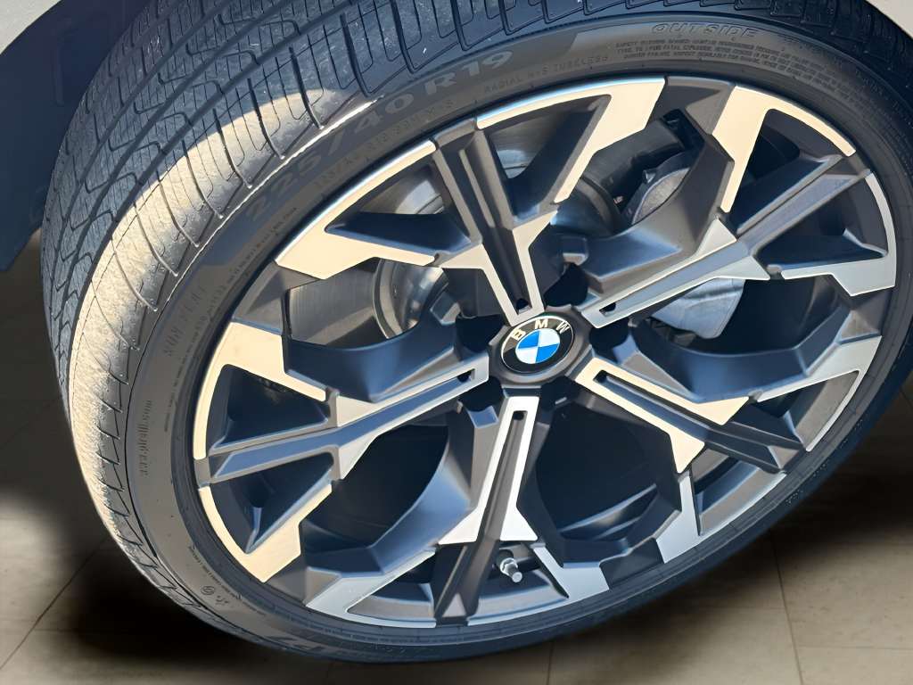 Used 2026 BMW 230i xDrive Coupe w/ Premium Package AWD/4WD image 42