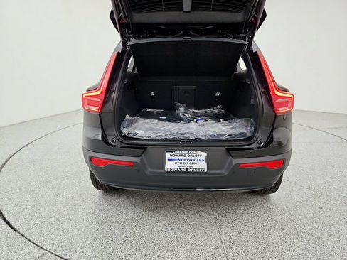 New 2026 Volvo XC40 B5 Ultra w/ Climate Package AWD/4WD image 19