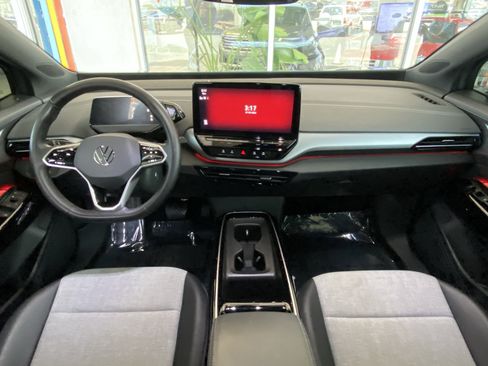 Certified 2023 Volkswagen ID.4 Pro AWD/4WD image 33