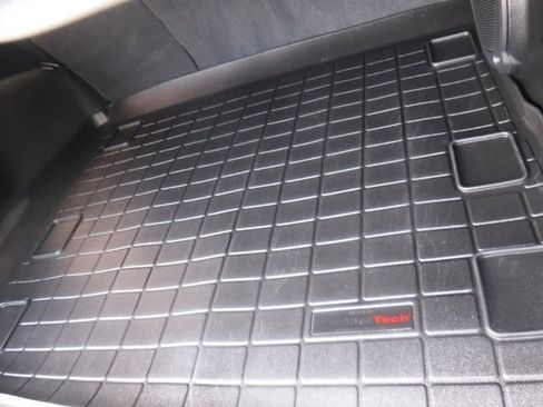 Certified 2022 Jeep Wrangler Unlimited Rubicon w/ LED Lighting Group image 47