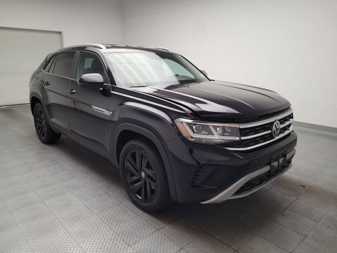 Used 2023 Volkswagen Atlas Cross Sport SE w/ Black Wheel Package FWD image 13