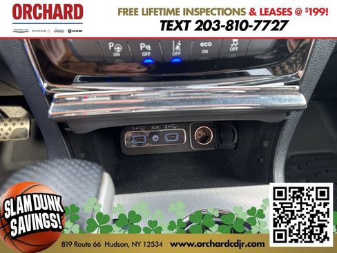 Used 2020 Jeep Grand Cherokee SRT image 37