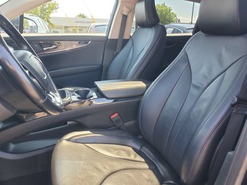 Certified 2023 Lincoln Nautilus Reserve AWD/4WD image 7