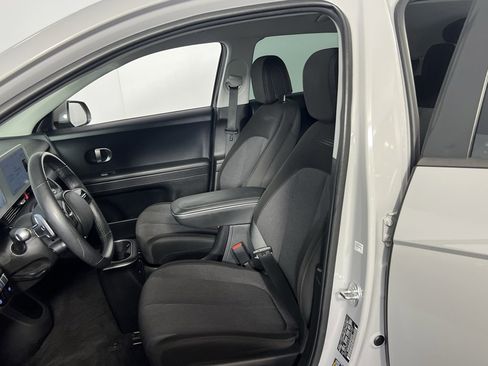 Used 2024 Hyundai Ioniq 5 SE image 23
