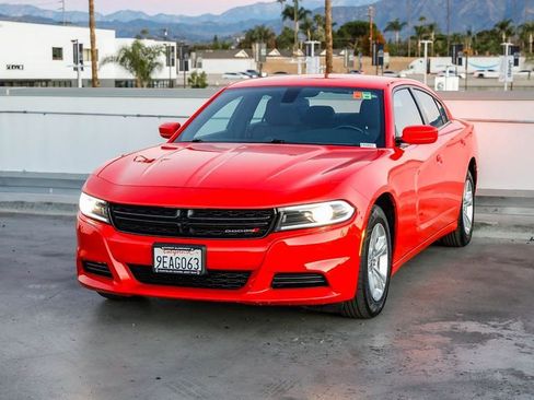 Used 2022 Dodge Charger SXT image 4