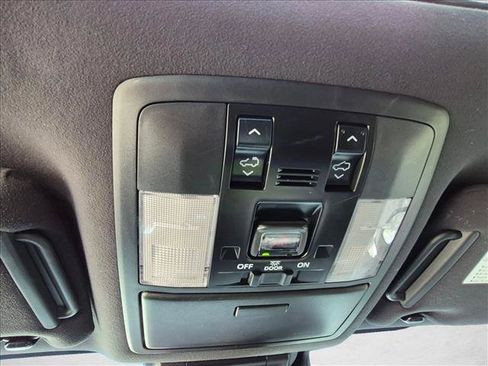 Used 2023 Lexus GX 460 Luxury w/ Sport Design Package AWD/4WD image 14