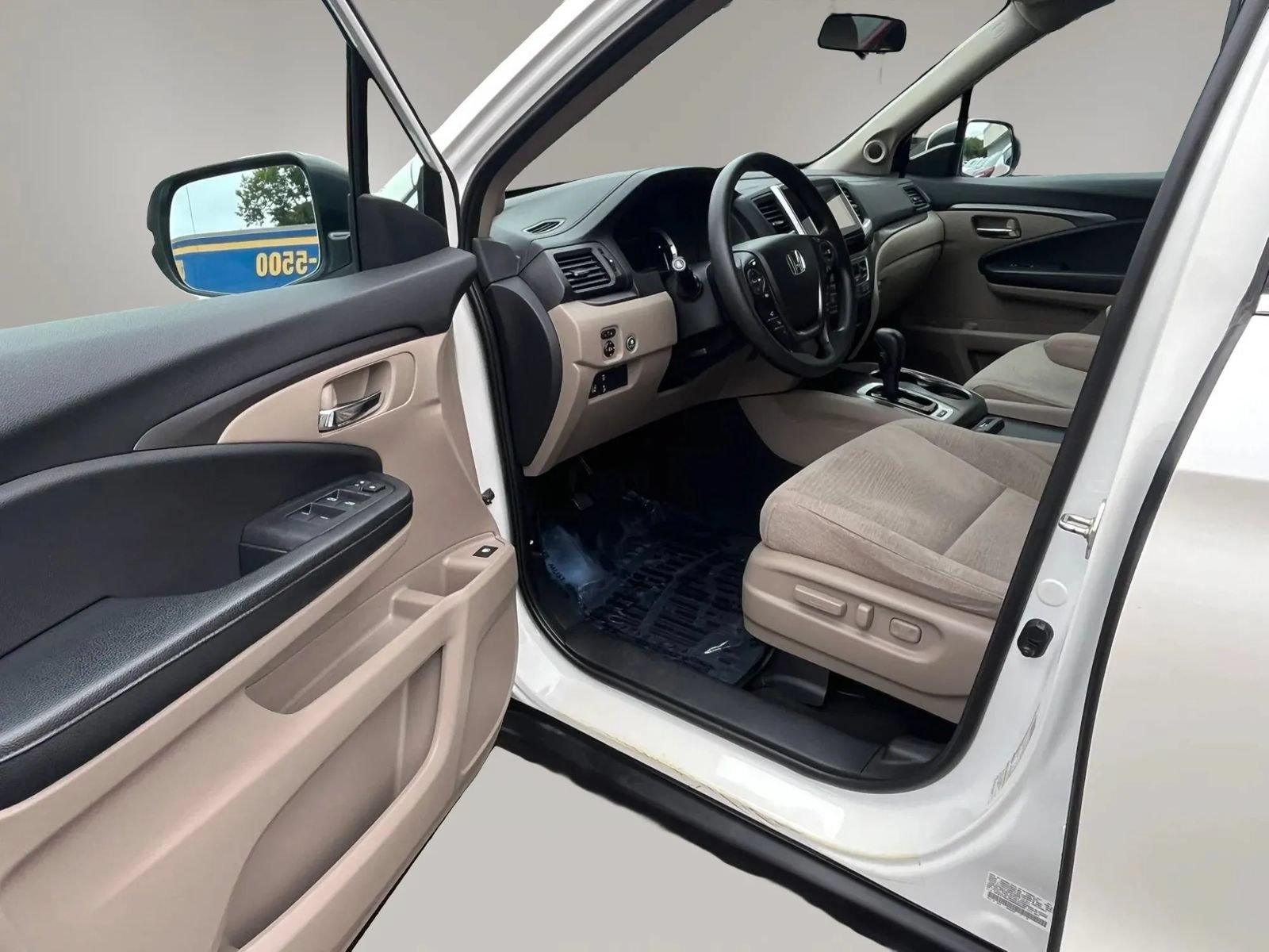 Used 2016 Honda Pilot EX image 11