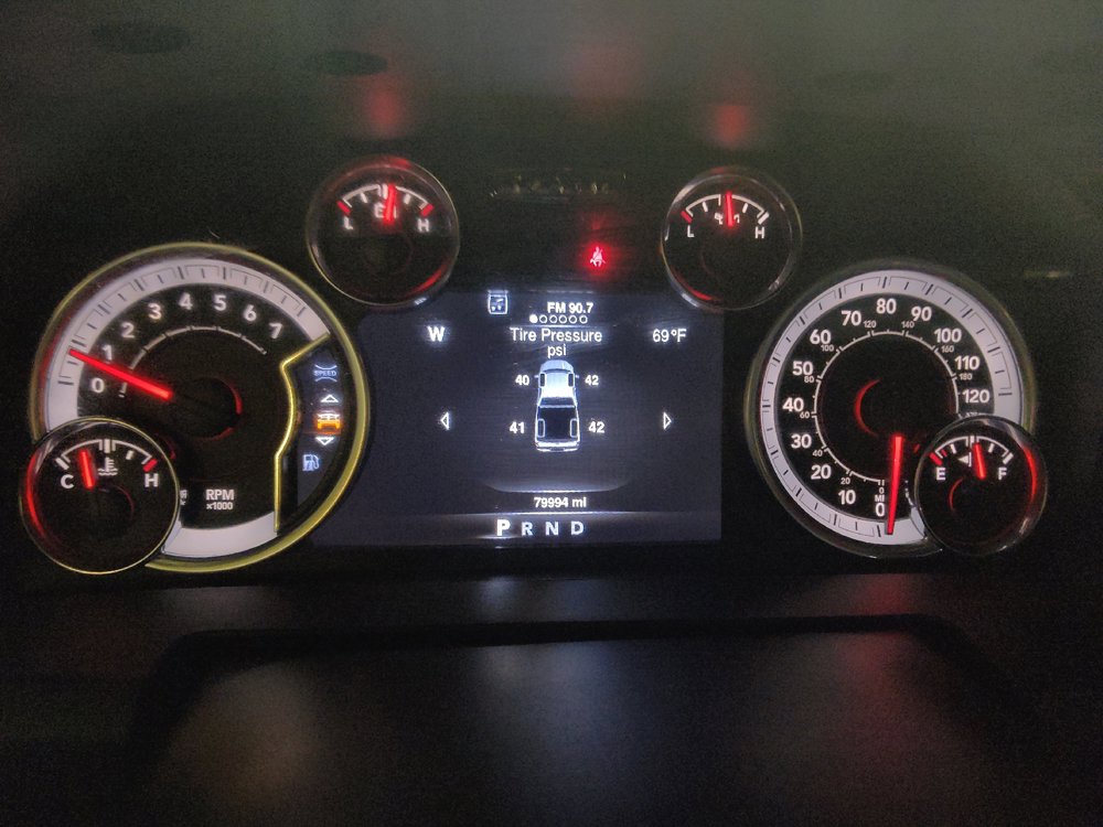 Used 2019 RAM 1500 Classic SLT w/ Luxury Group AWD/4WD image 23
