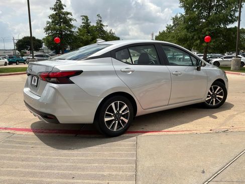 Used 2025 Nissan Versa SV FWD image 6
