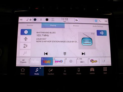 New 2025 Jeep Grand Cherokee L Limited w/ Luxury Tech Group II image 13