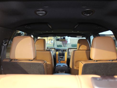 Used 2014 Lincoln Navigator 2WD w/ Equipment Group 101A image 44