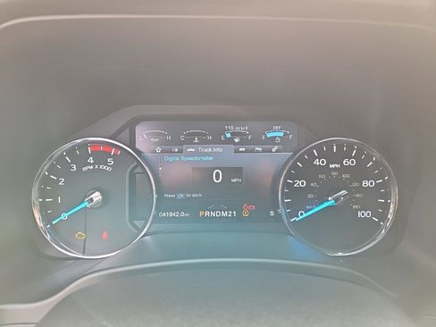 Used 2017 Ford F350 Platinum w/ Platinum Ultimate Package image 18